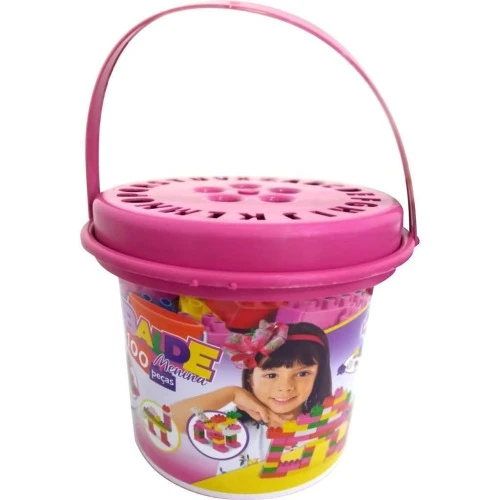 SUPER BALDINHO MENINA COM 100 BLOCOS DE MONTAR