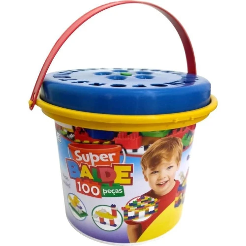 SUPER BALDINHO MENINO COM 100 BLOCOS DE MONTAR